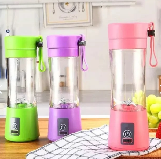 Mini Licuadora Portátil Recargable – Ideal para Jugos y Smoothies al Instante